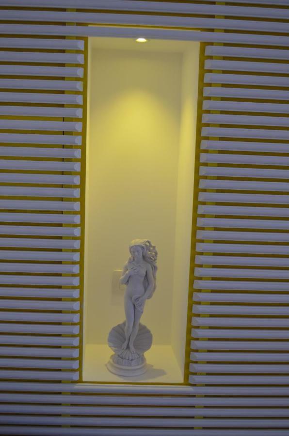 Luiselle Charming Accommodation Sorrento City Center Bagian luar foto