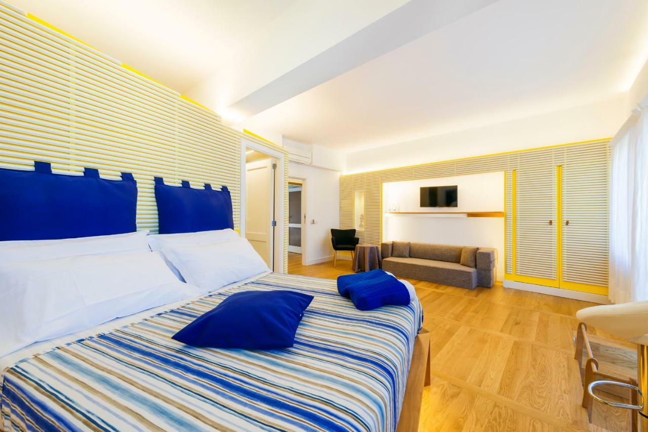 Luiselle Charming Accommodation Sorrento City Center Bagian luar foto