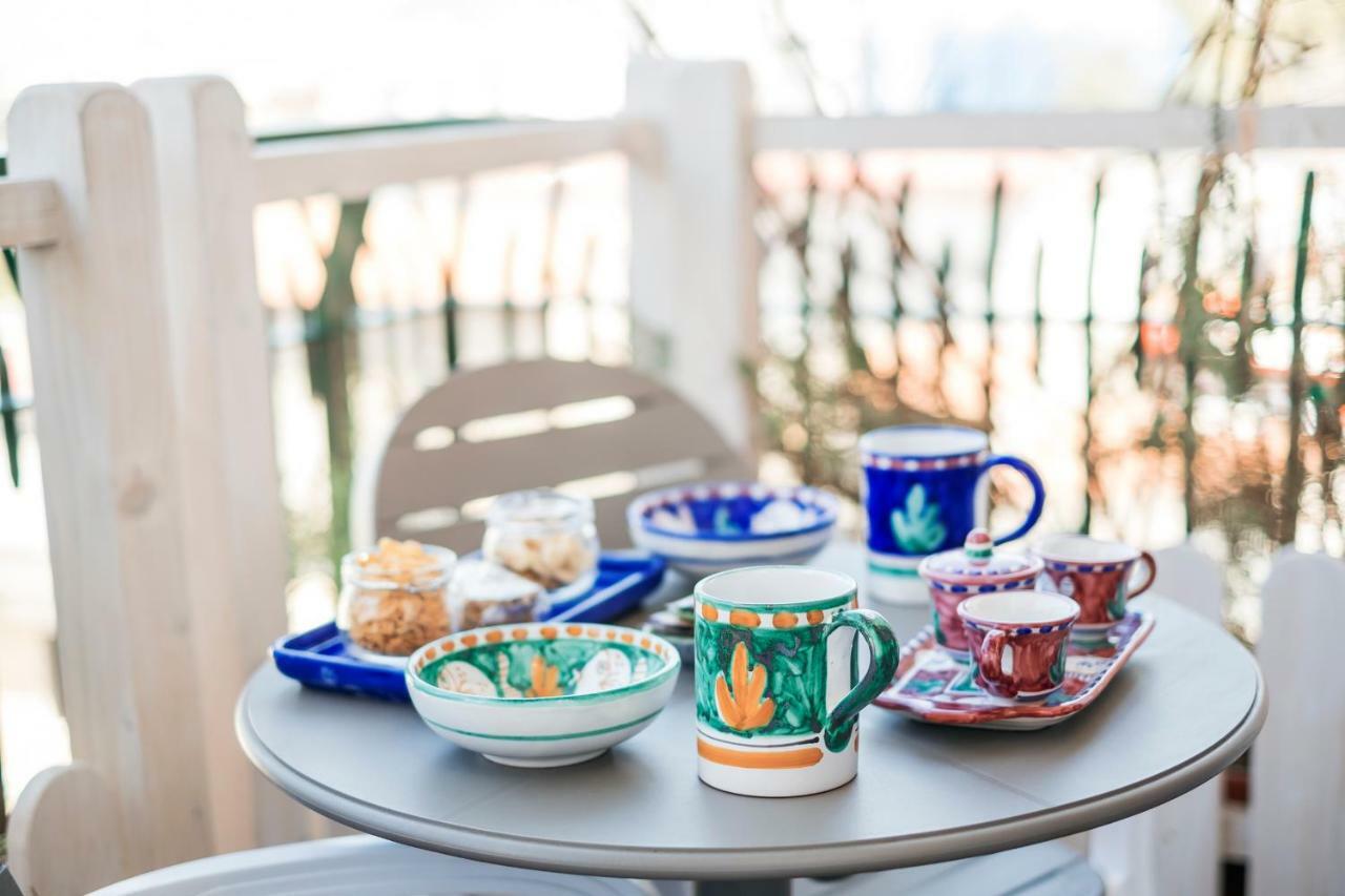 Luiselle Charming Accommodation Sorrento City Center Bagian luar foto